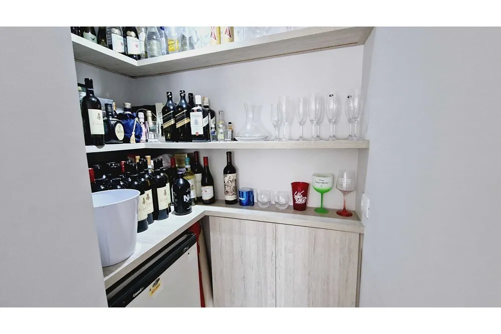 Cobertura, 4 quartos, 244 m² - Foto 3