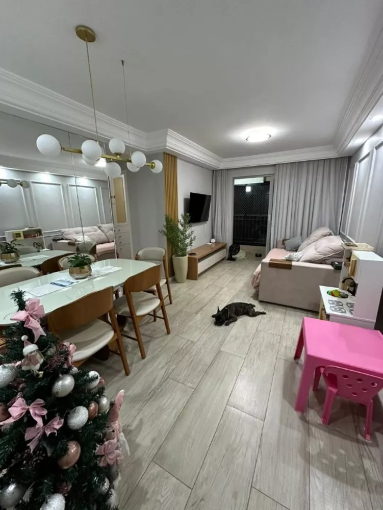 Apartamento à venda com 2 quartos, 75m² - Foto 1