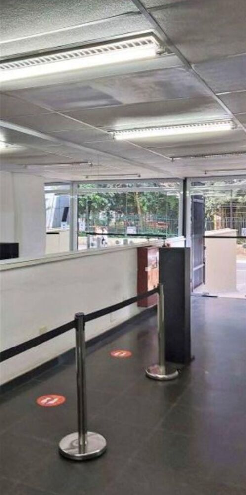 Sala-Conjunto, 300 m² - Foto 1