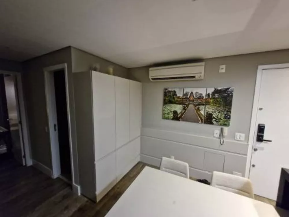 Apartamento à venda com 2 quartos, 69m² - Foto 2