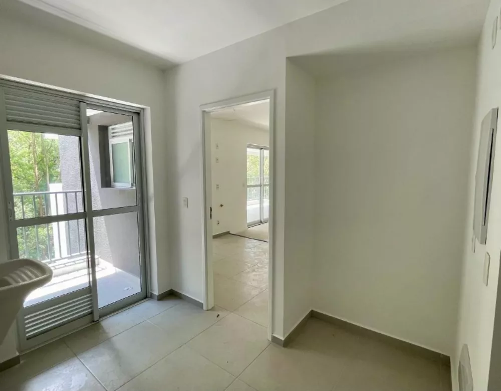 Apartamento à venda com 3 quartos, 133m² - Foto 3