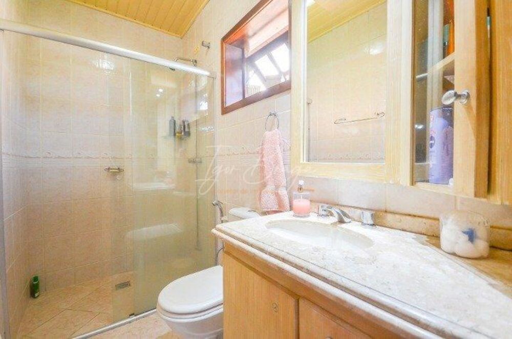 Casa, 3 quartos, 252 m² - Foto 2