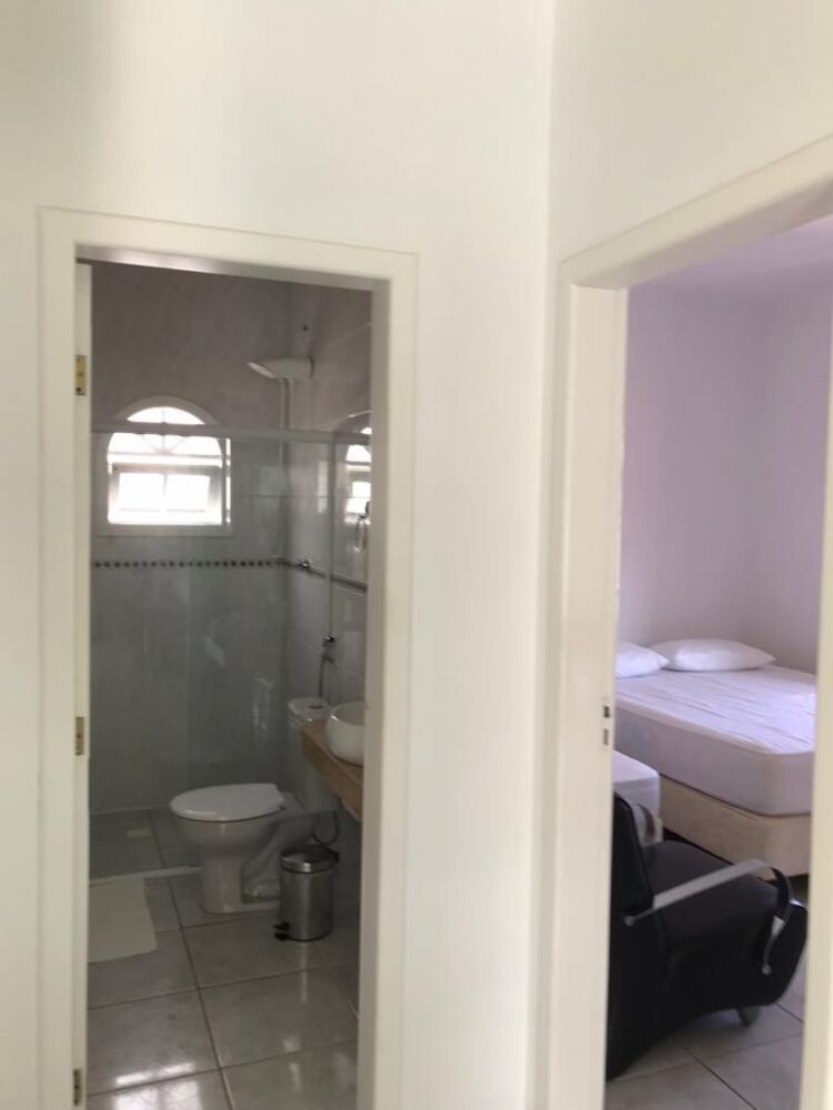 Casa, 4 quartos, 241 m² - Foto 4