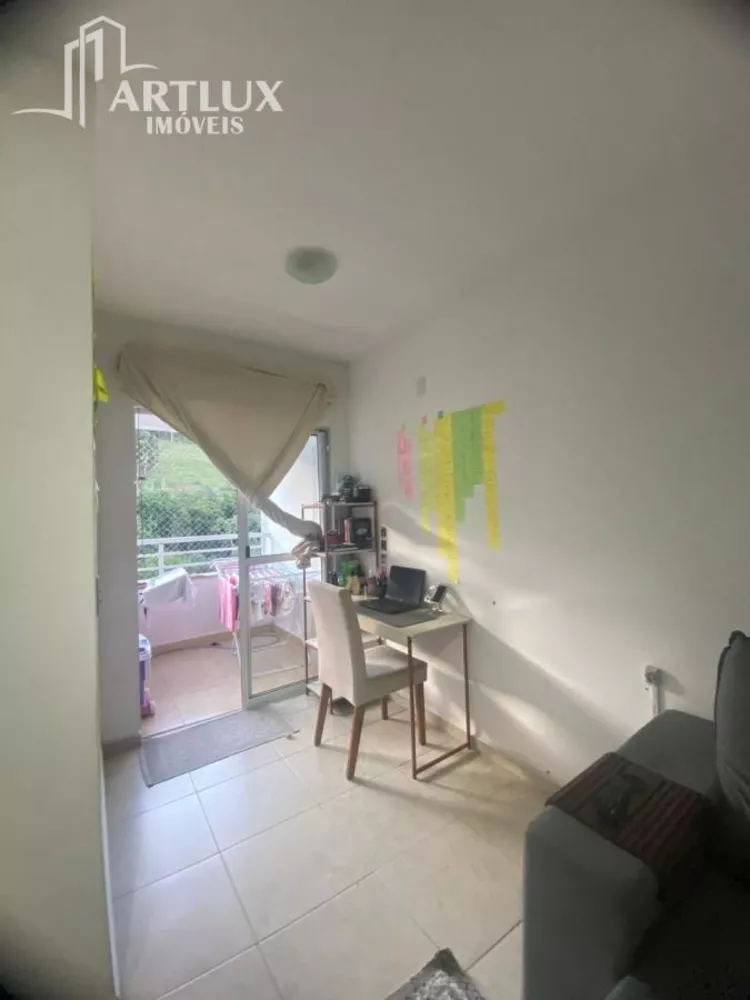 Apartamento à venda com 2 quartos, 55m² - Foto 4