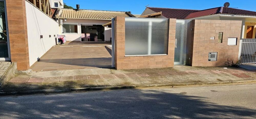 Casa, 2 quartos, 63 m² - Foto 1