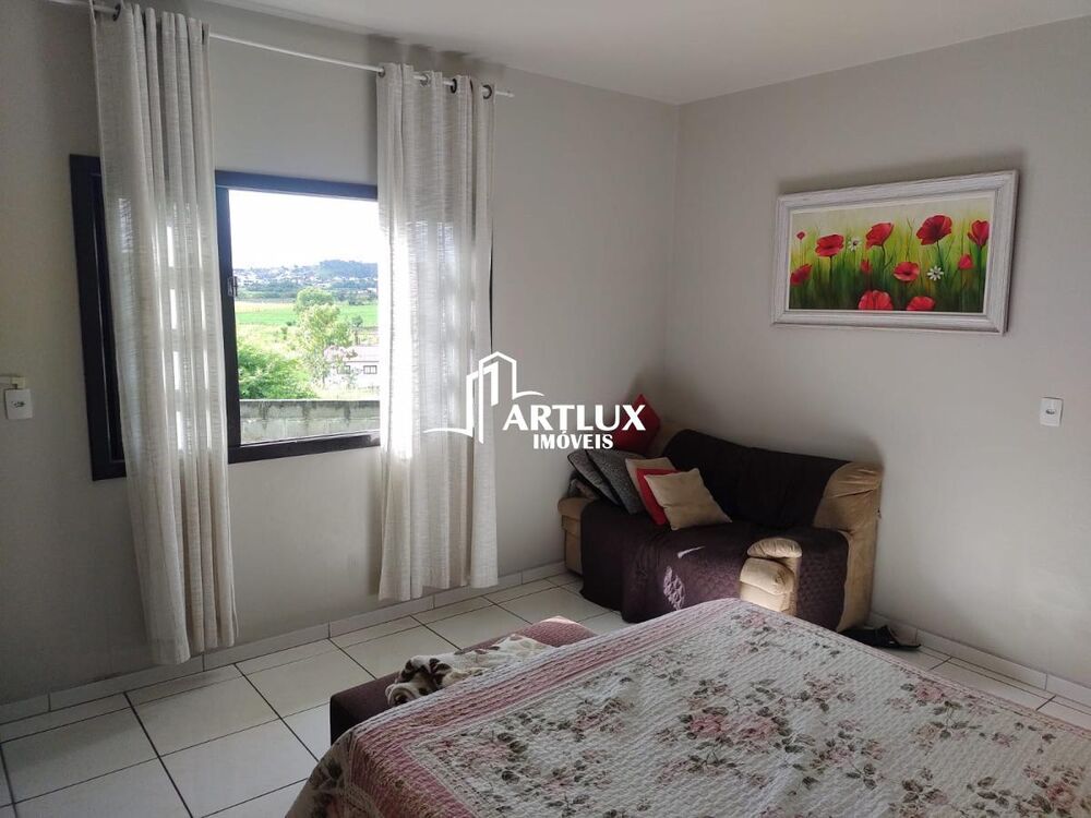 Sítio, 3 quartos, 2500 m² - Foto 6