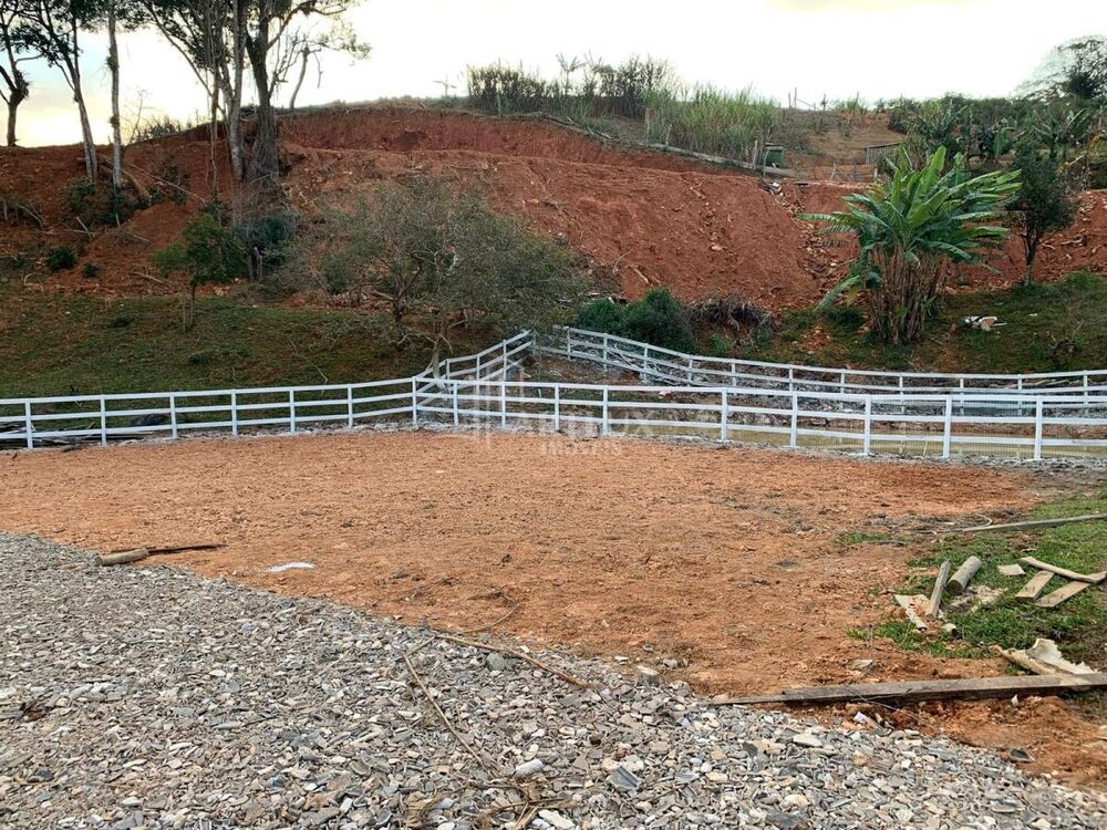 Sítio à venda com 3 quartos, 4500m² - Foto 8