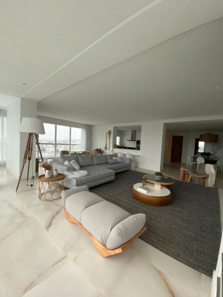 Apartamento, 4 quartos, 190 m² - Foto 1