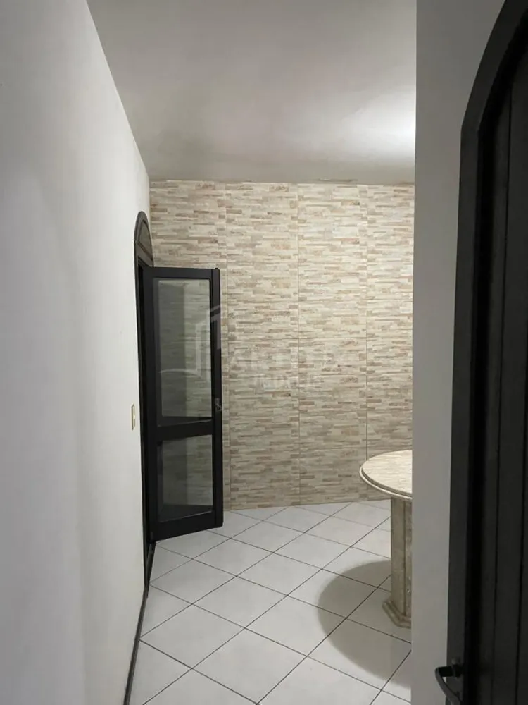 Casa, 3 quartos, 220 m² - Foto 3