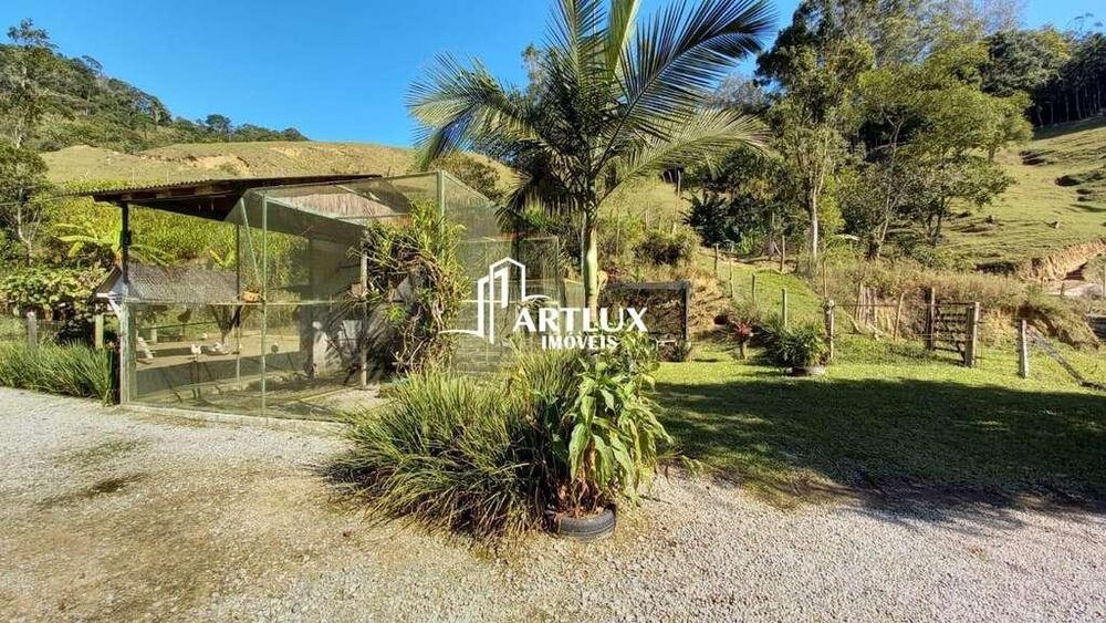 Sítio à venda com 3 quartos, 425m² - Foto 2