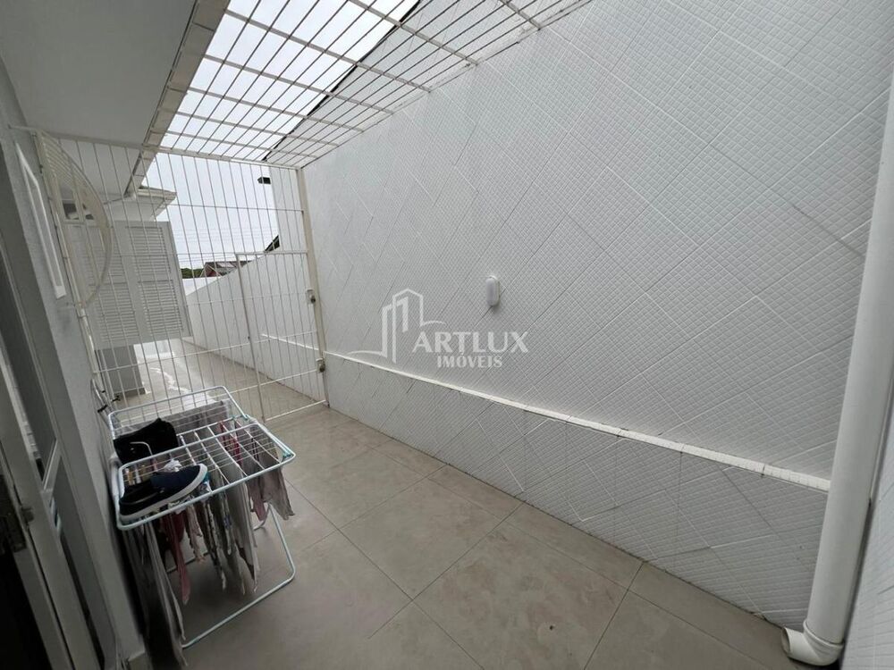 Casa, 3 quartos, 200 m² - Foto 6