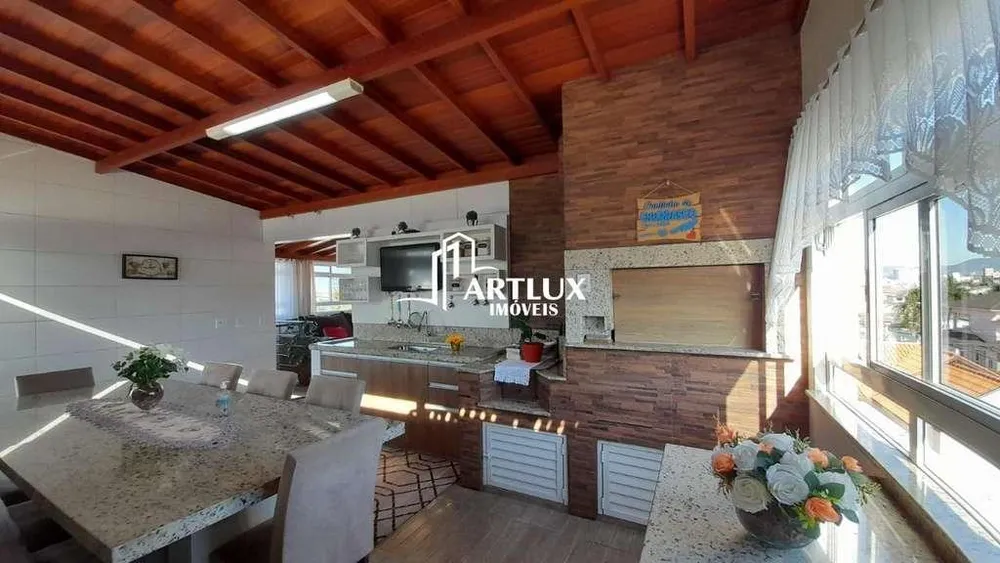 Apartamento, 3 quartos, 216 m² - Foto 3