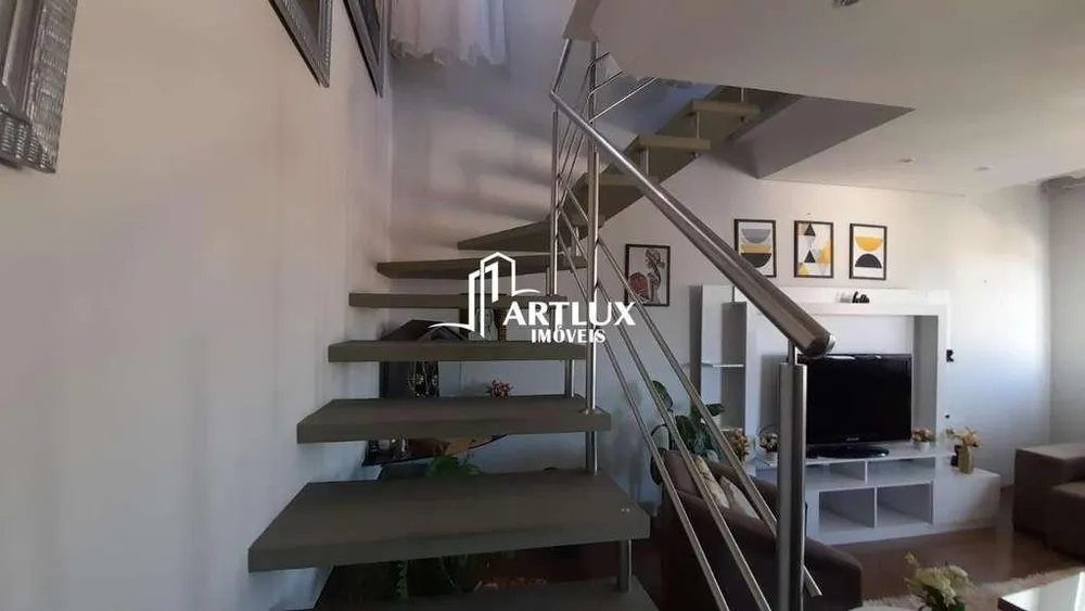 Apartamento, 3 quartos, 216 m² - Foto 2