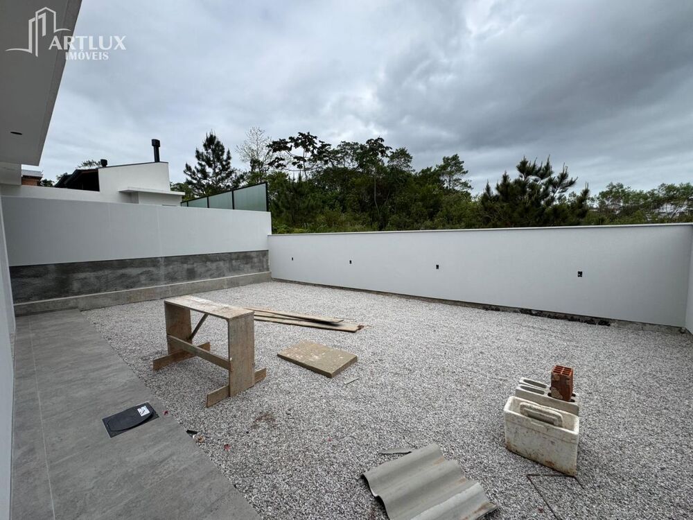 Casa à venda com 3 quartos, 151m² - Foto 3