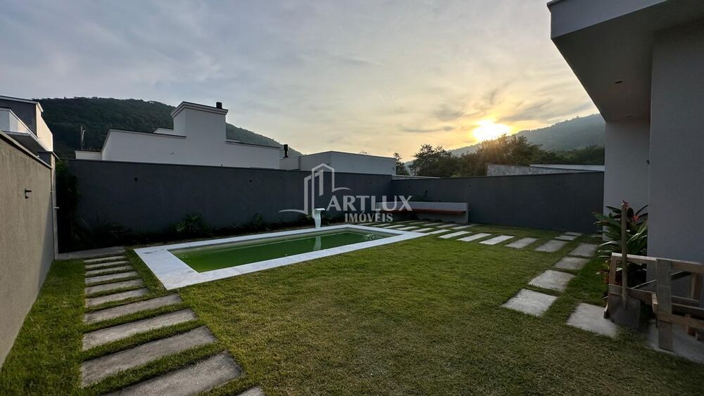 Casa, 3 quartos, 140 m² - Foto 3