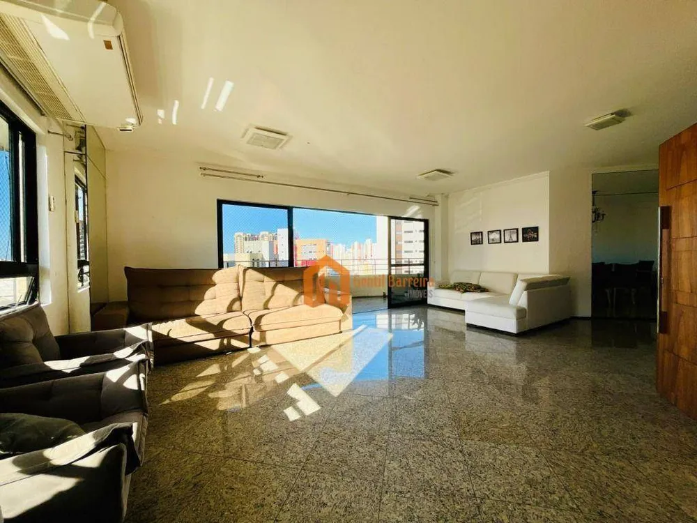 Apartamento, 4 quartos, 247 m² - Foto 2