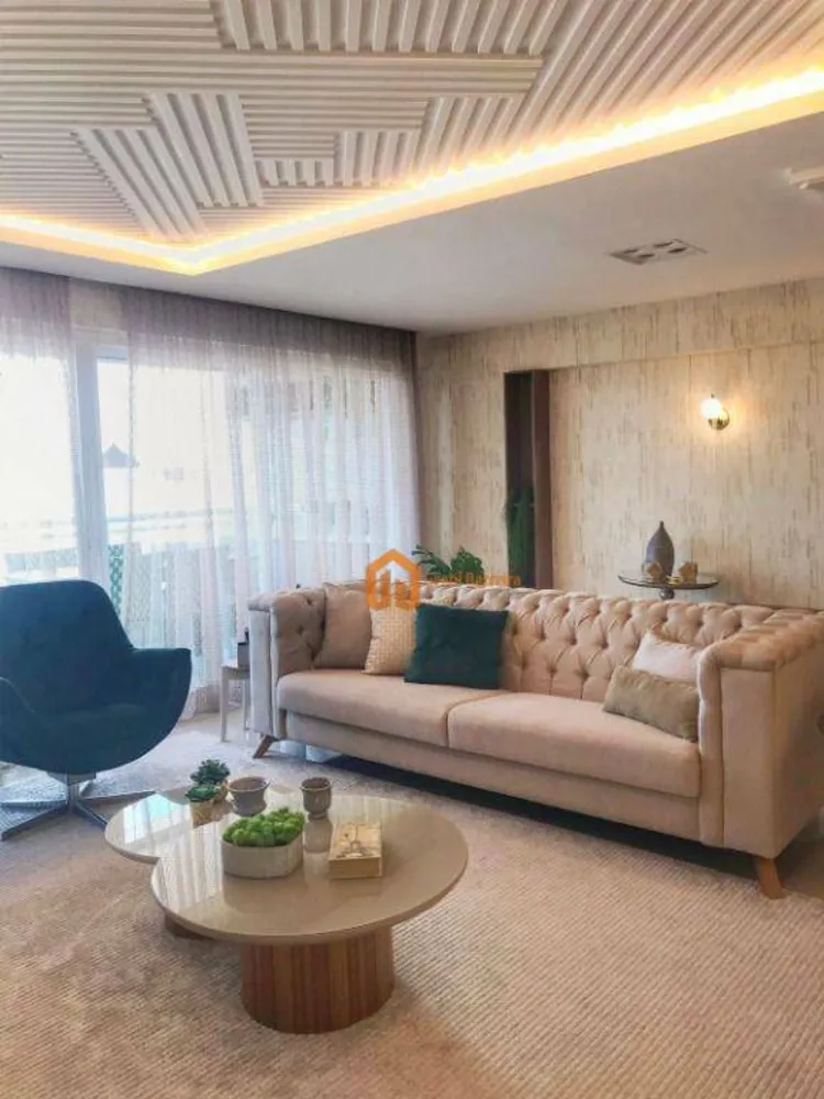 Apartamento, 3 quartos, 204 m² - Foto 4