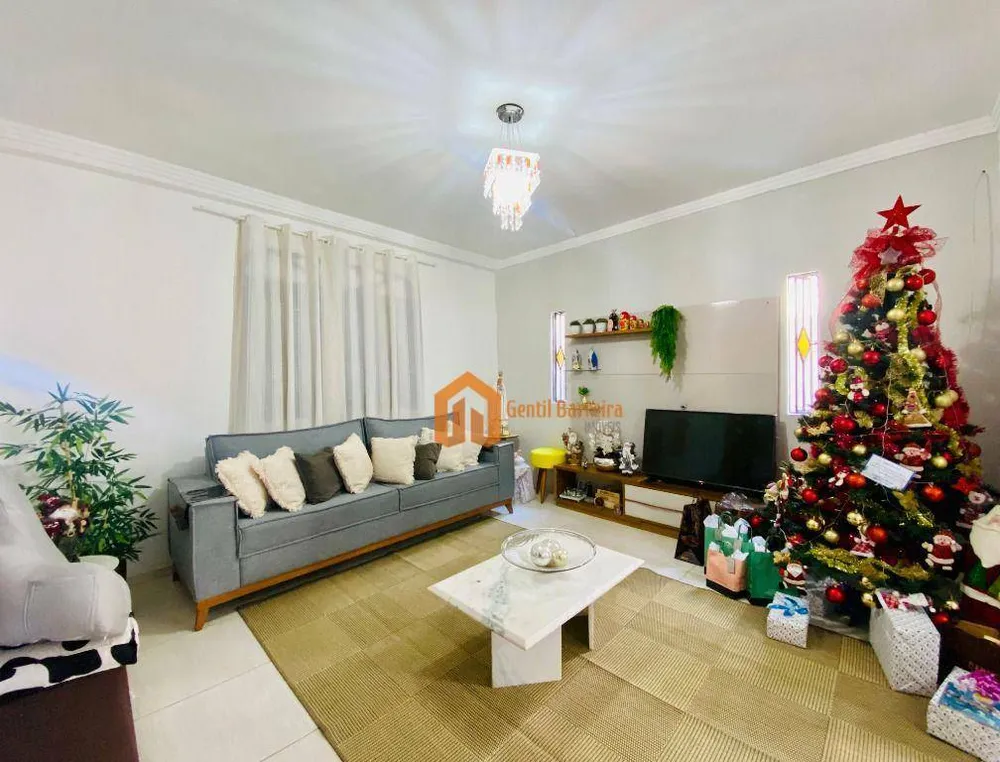 Casa, 4 quartos, 194 m² - Foto 3