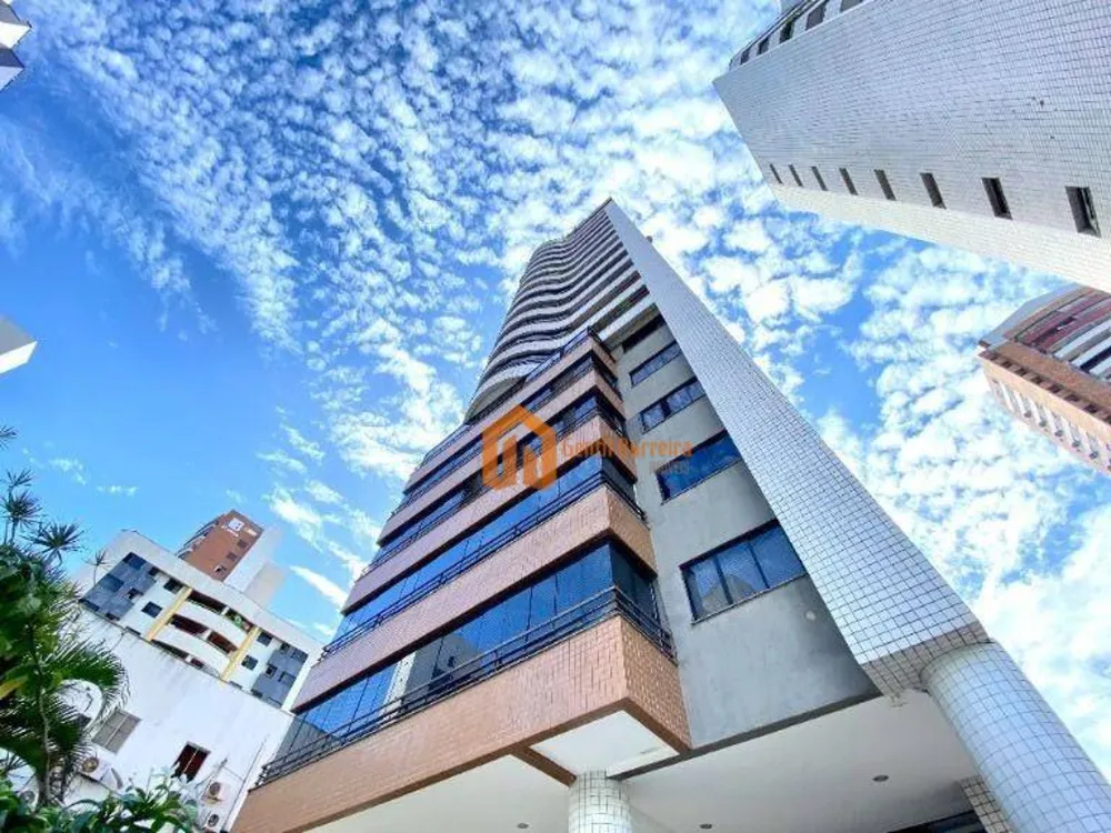 Apartamento, 3 quartos, 215 m² - Foto 1