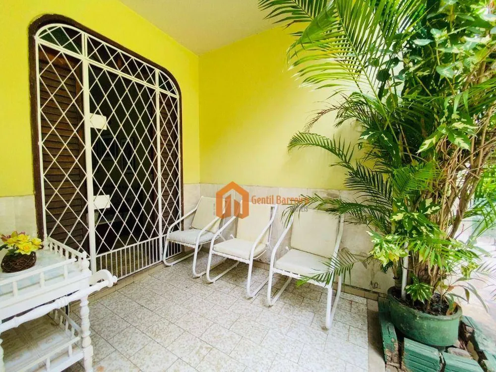 Casa, 3 quartos, 220 m² - Foto 2