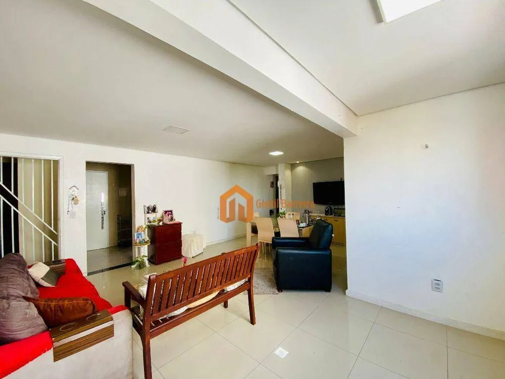 Apartamento, 3 quartos, 108 m² - Foto 2