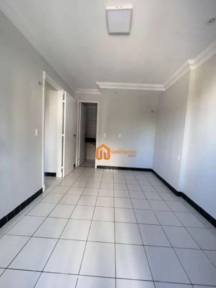 Apartamento, 2 quartos, 61 m² - Foto 2