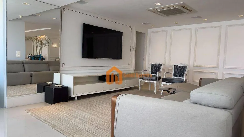 Apartamento, 4 quartos, 232 m² - Foto 1