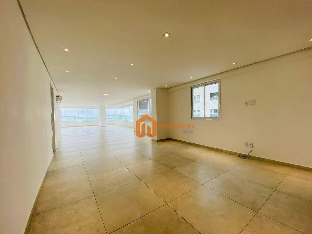 Apartamento, 3 quartos, 222 m² - Foto 1