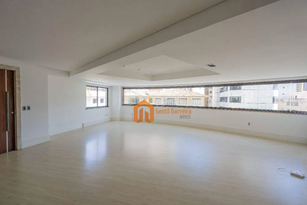 Apartamento, 3 quartos, 210 m² - Foto 2