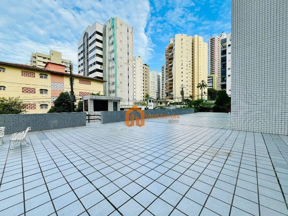 Apartamento, 3 quartos, 141 m² - Foto 2