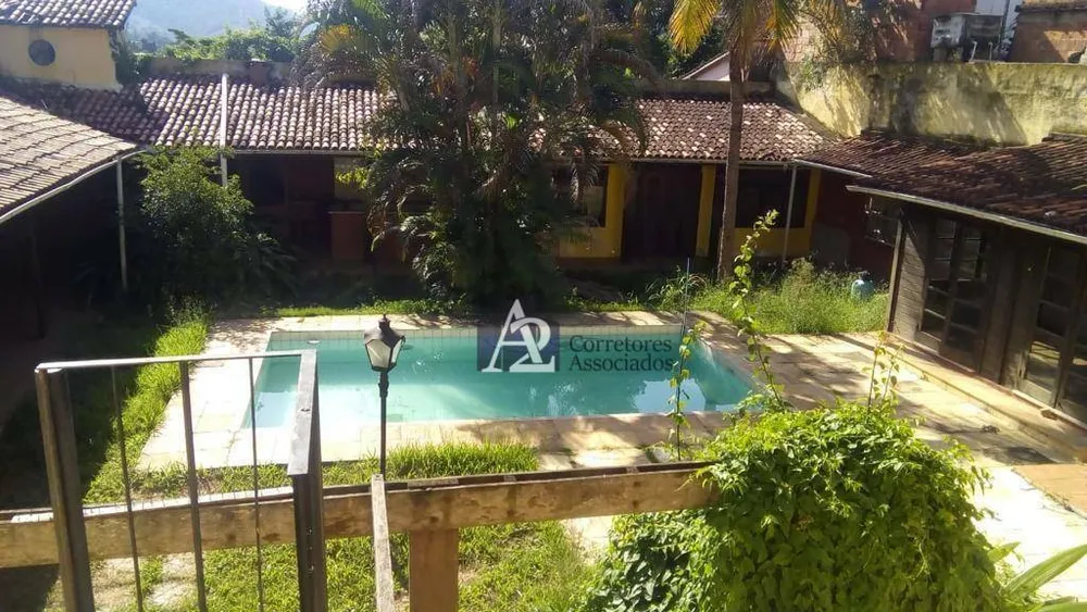 Casa, 5 quartos, 400 m² - Foto 1