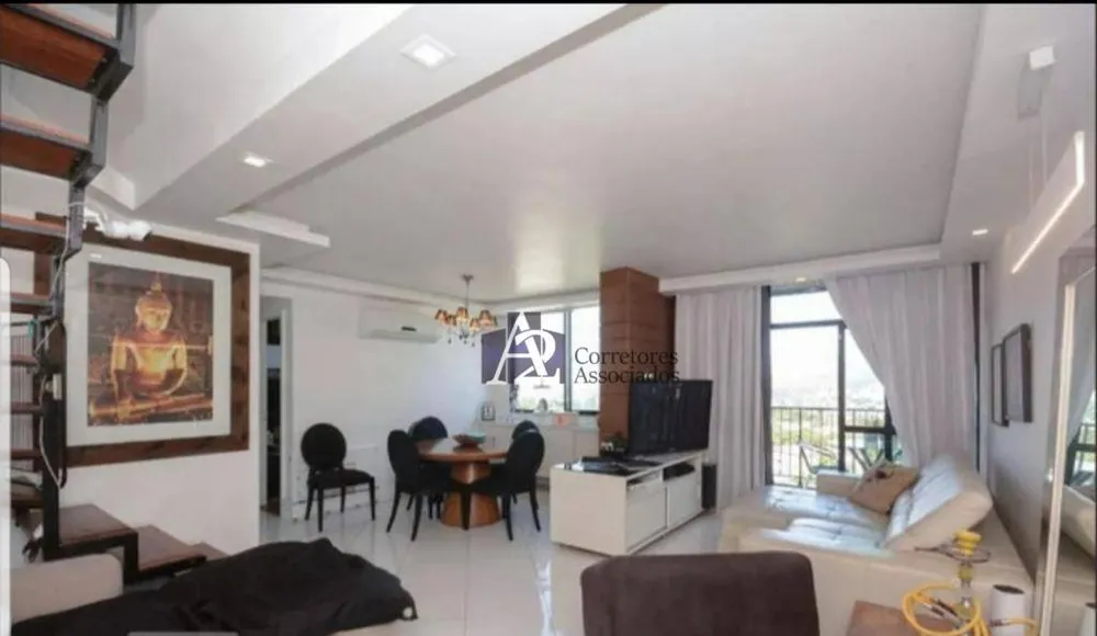 Cobertura, 3 quartos, 200 m² - Foto 1