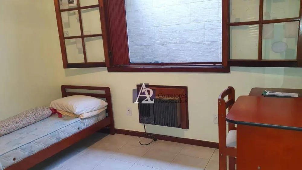 Casa, 3 quartos, 228 m² - Foto 6