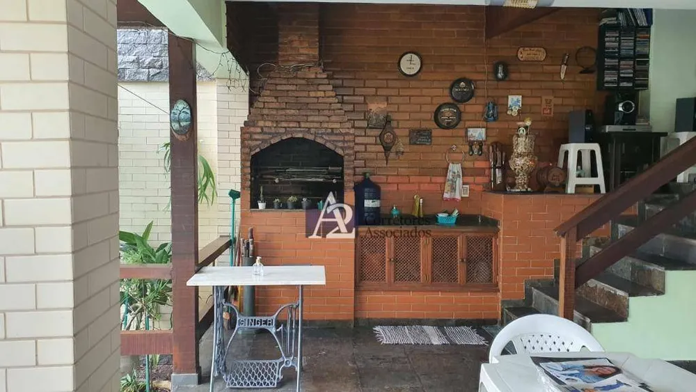 Casa, 3 quartos, 228 m² - Foto 19