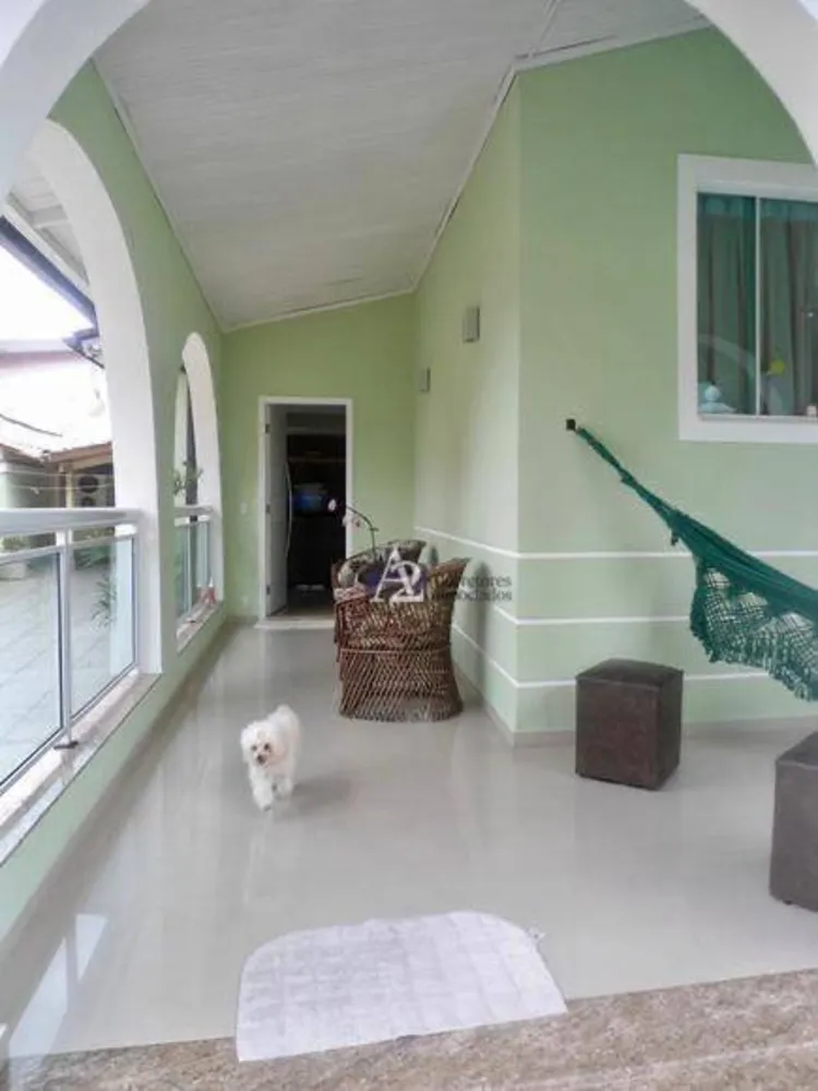 Casa, 3 quartos, 238 m² - Foto 4