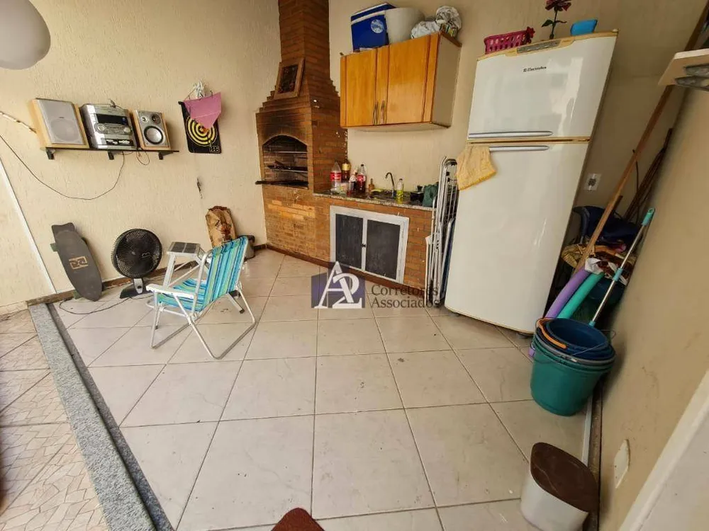 Casa, 3 quartos, 215 m² - Foto 33