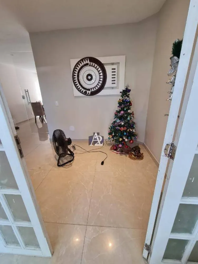 Casa, 3 quartos, 215 m² - Foto 10