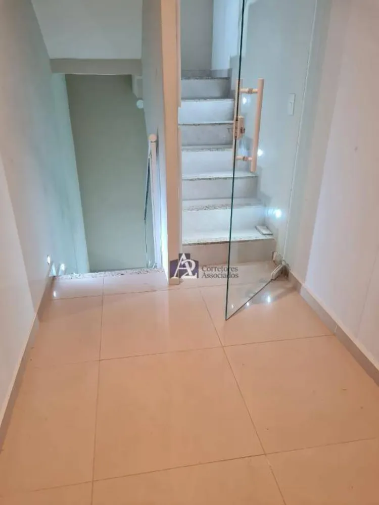 Casa, 3 quartos, 215 m² - Foto 8