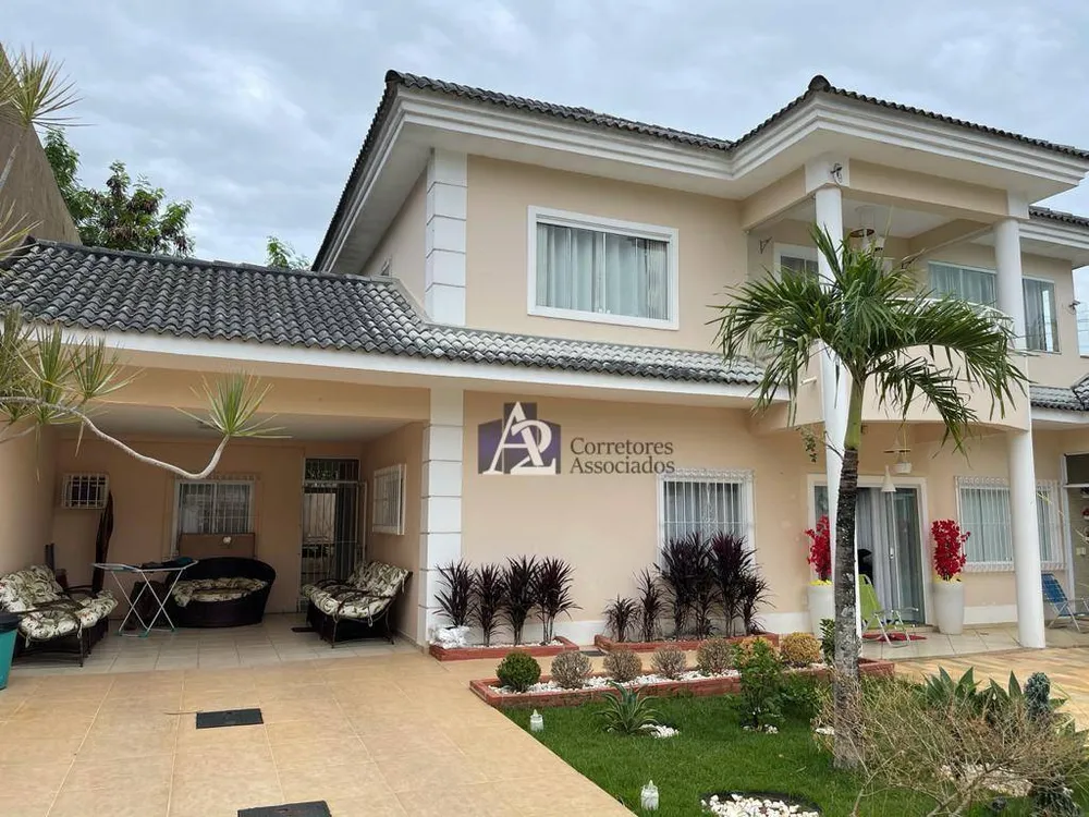 Casa, 5 quartos, 280 m² - Foto 4