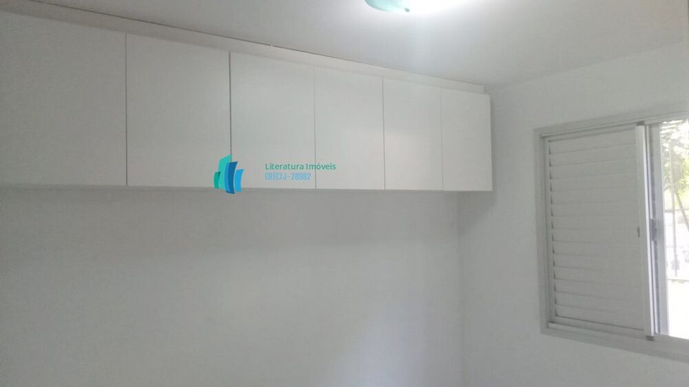 Apartamento à venda com 2 quartos, 48m² - Foto 2