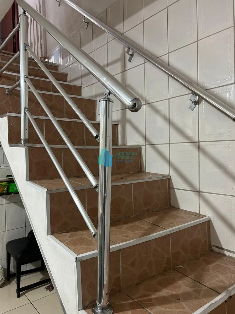 Casa, 3 quartos, 225 m² - Foto 2