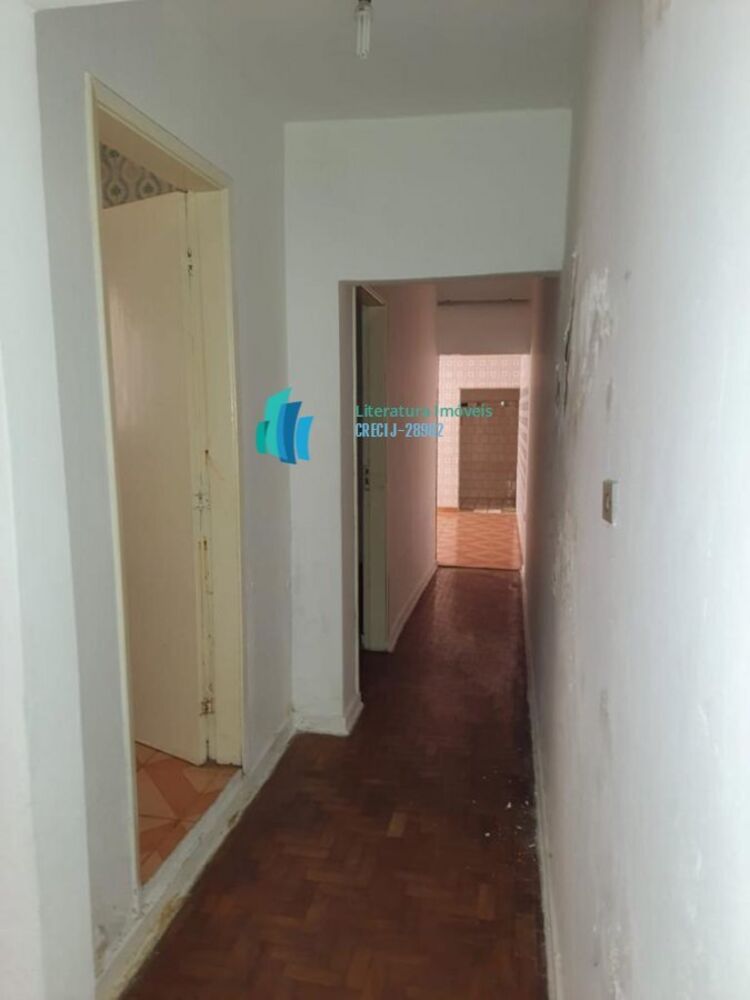 Casa, 4 quartos, 225 m² - Foto 1