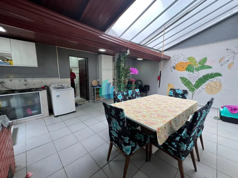 Casa, 2 quartos, 250 m² - Foto 10