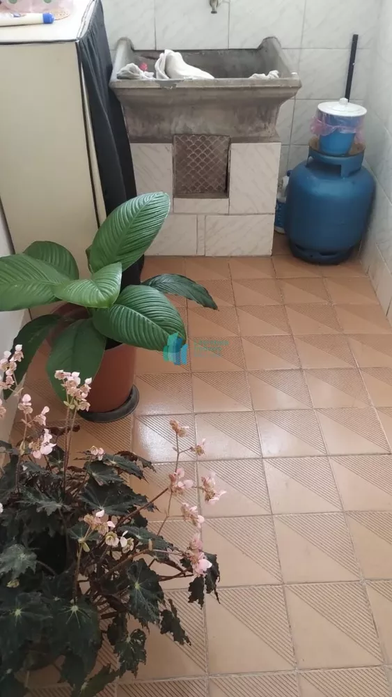 Casa, 5 quartos, 234 m² - Foto 1