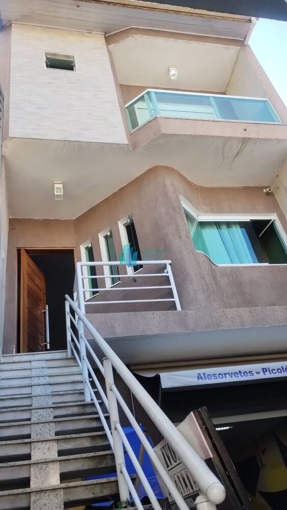 Casa, 3 quartos, 295 m² - Foto 1