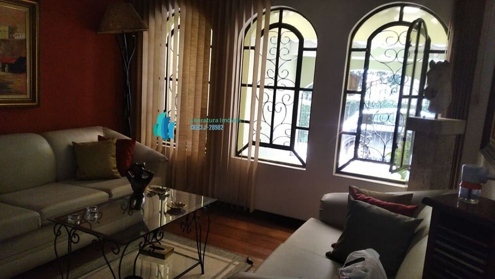 Sobrado, 3 quartos, 249 m² - Foto 2