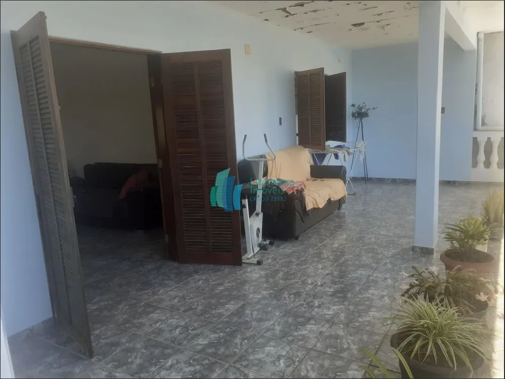 Casa, 3 quartos, 250 m² - Foto 11