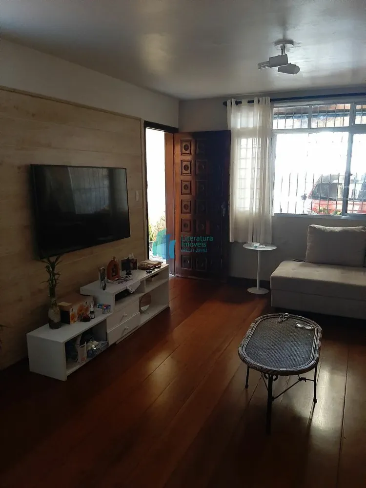 Casa, 3 quartos, 186 m² - Foto 1
