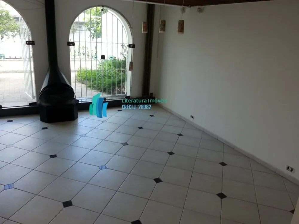 Sobrado, 5 quartos, 235 m² - Foto 1