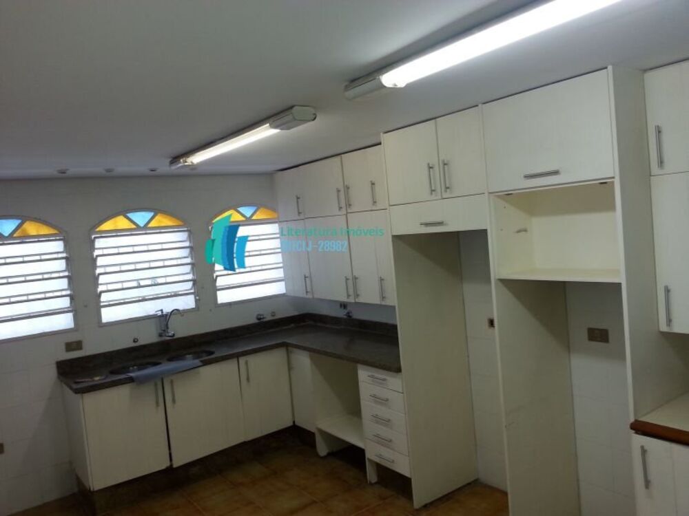 Sobrado, 5 quartos, 235 m² - Foto 1